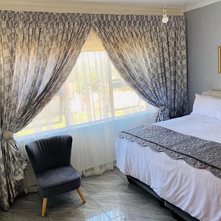 River Valley Guest House Butterworth Εξωτερικό φωτογραφία