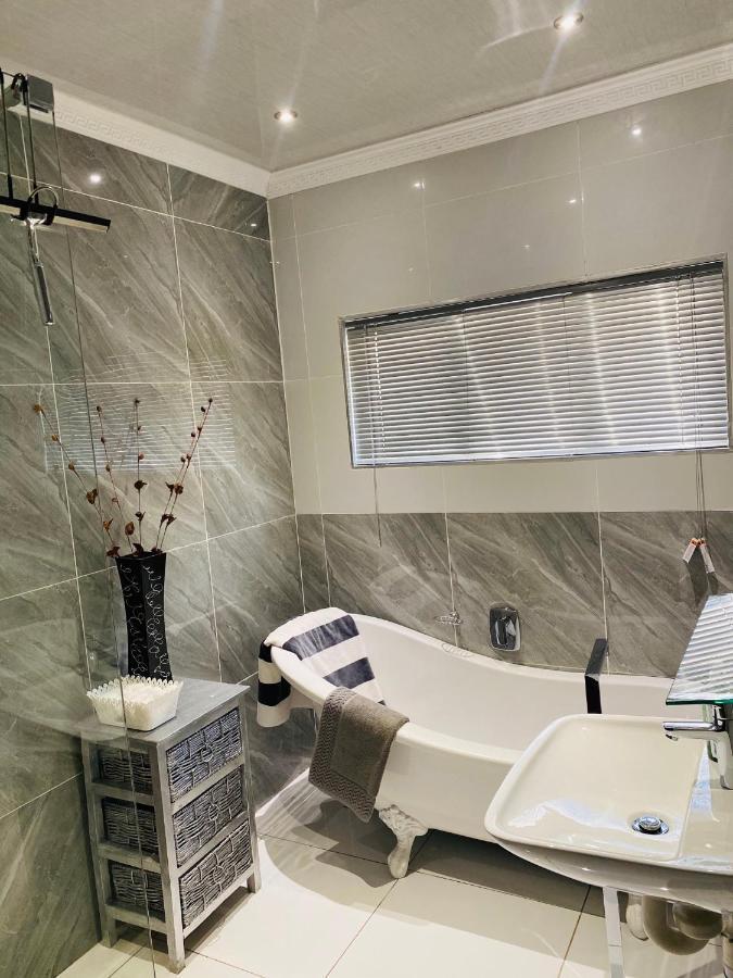 River Valley Guest House Butterworth Εξωτερικό φωτογραφία